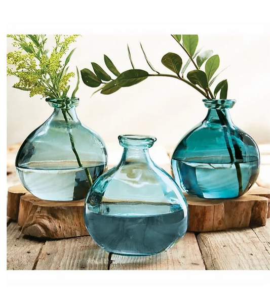 Short glass vase carafe